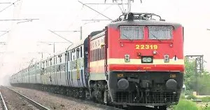 जम्मू कश्मीर से ट्रेन, बस सेवाएं बहाल