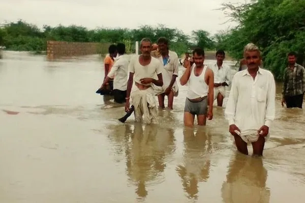 1555735618 rajasthan rain