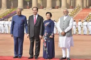 वियतनाम के राष्ट्रपति क्वांग का नई दिल्ली में औपचारिक स्वागत