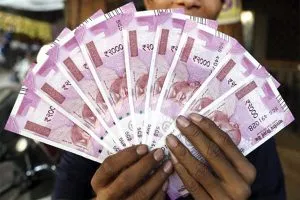 स्टेट बैंक के एटीएम से निकला दो हजार रुपए का नकली नोट