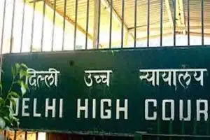 आप मामला : HC ने EC दिया आदेश, उपचुनाव को लेकर जारी ना हो अधिसूचना