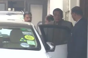 SC विवाद : PM के प्रधान सचिव ने की CJI दीपक मिश्रा से मुलाकात, बार एसोसिएशन ने बुलाई बैठक