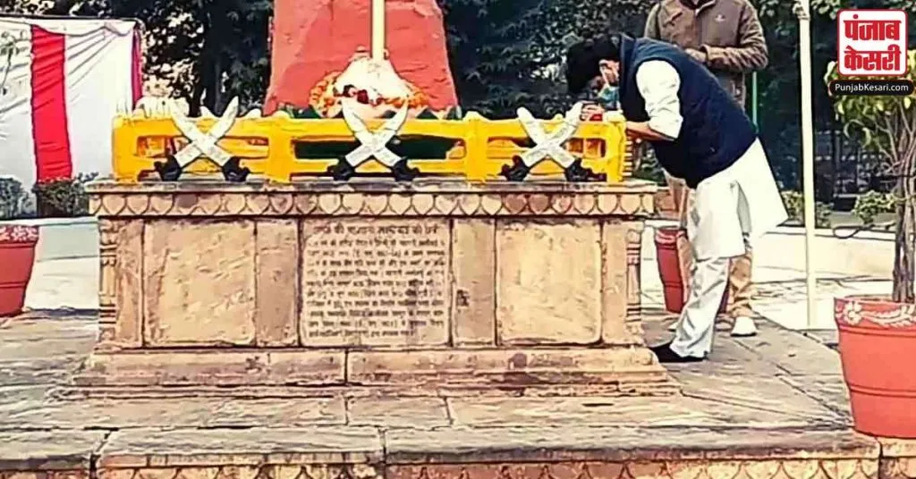 1640729759 jyotiraditya went to the tomb of rani laxmibai