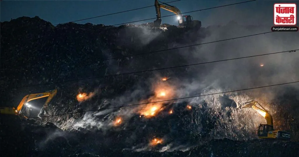 1650490040 ghazipur landfill site fire