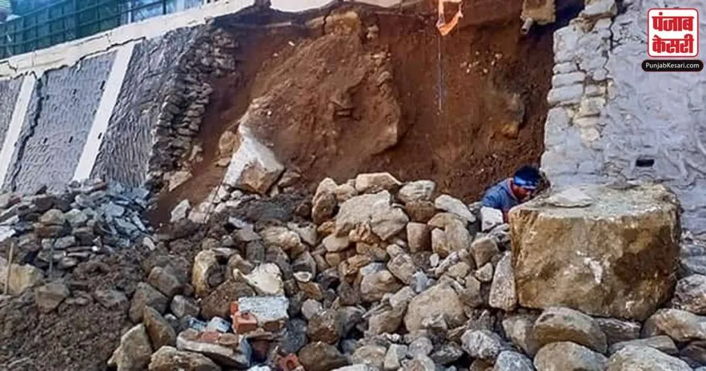 1673027398 temple demolished in joshimath uttarakhand