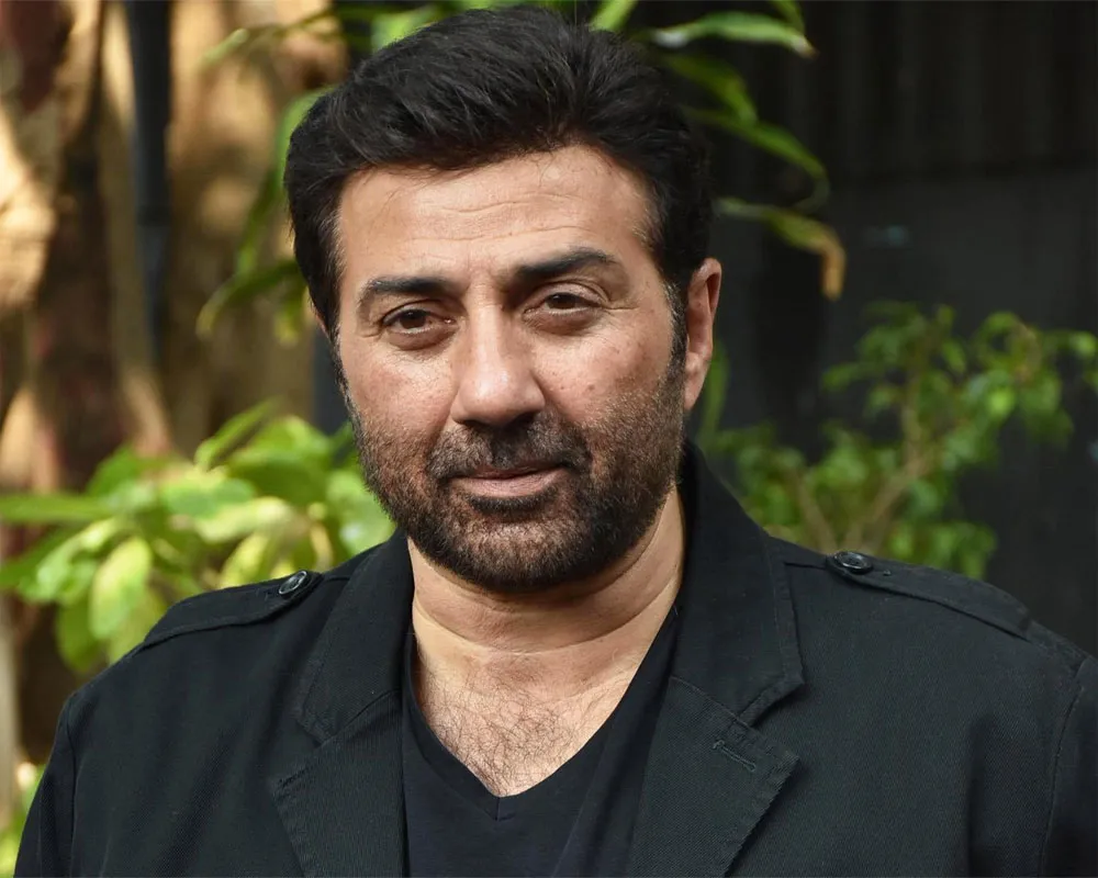 sunny deol 1549501077