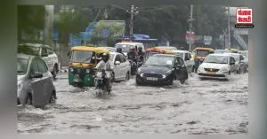 Tamil Nadu के मदुरै में भारी बारिश,  वैगई नदी में बढ़ा जल स्तर
