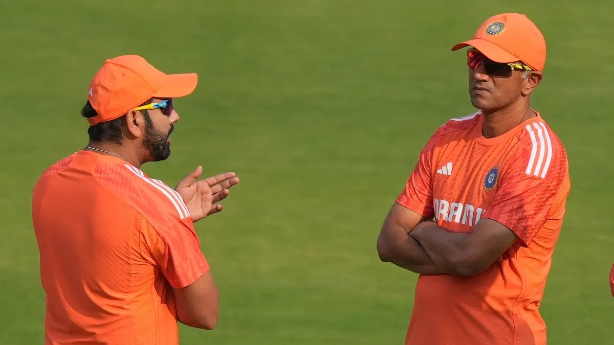 india captain rohit sharma and head coach rahul dravid during a practice session pti 184838557