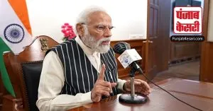 विदेश में शादी समारोह क्यों, यहीं मनाएं : पीएम मोदी