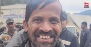 Uttarakhand Tunnel Rescue:Tunnel से बाहर निकला बेटा तो पिता के आंखों में आए आंसू, कहा-पौधा बच गया!