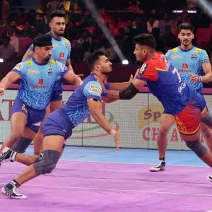 PKL23 : यूपी योद्धा की लगातार पांचवीं हार,  बंगाल वॉरियर्स ने 42-37 से हराया