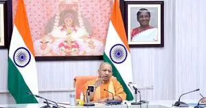 Uttar Pardesh : राम मंदिर प्राण प्रतिष्ठा से पहले CM YOGI आदित्यनाथ की अधिकारियों के साथ बैठक