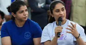 Sakshi Malik ने फिर साधा WFI पर निशाना, बोली- राष्ट्रीय प्रतियोगिता का कोई महत्व नहीं