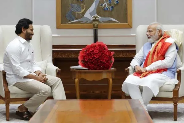 PM Modi With Jagan Mohan Reddy1