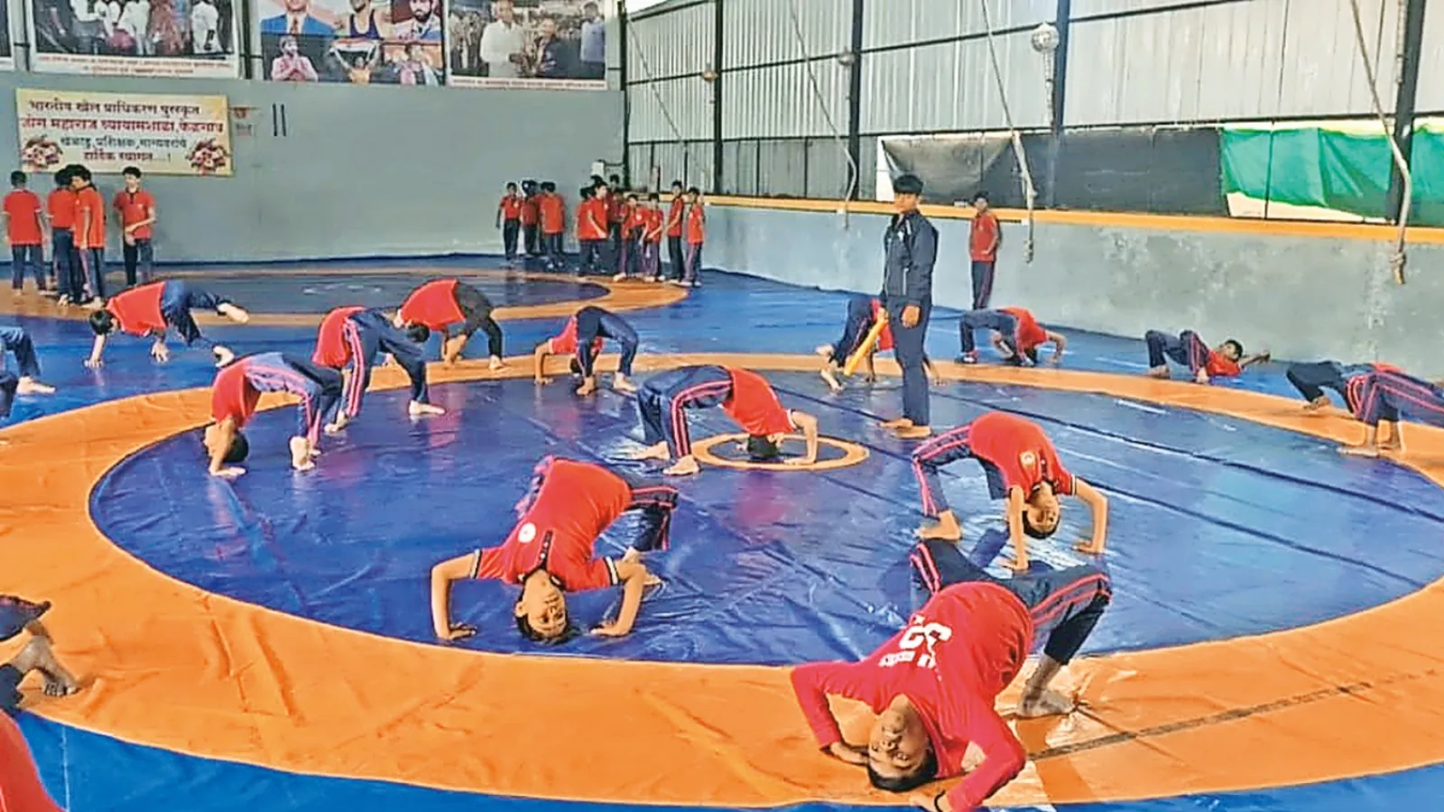 Pune wrestlers 4col