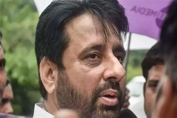 Amanatullah Khan1