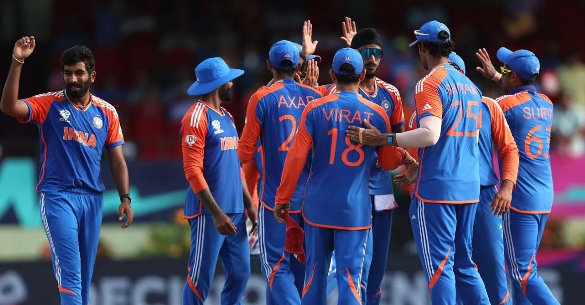 IND vs SA Final : वर्ल्ड कप की जीत के लिए भगवान् के दर पर पहुंचे क्रिकेट फैंस
