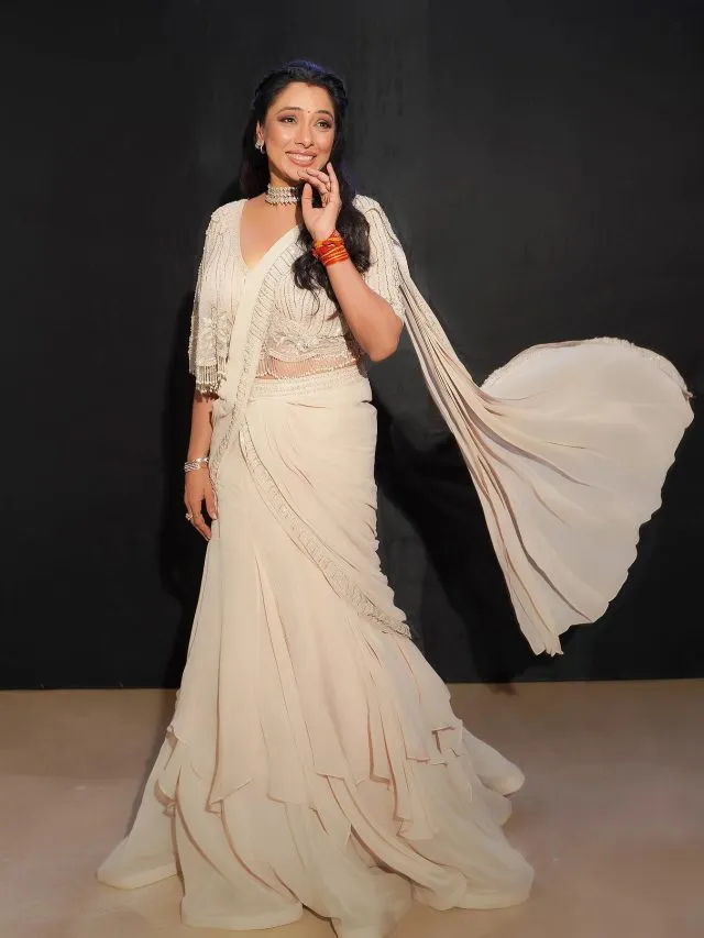 Anupama Saree Looks :अनुपमा की ये खूबसूरत साड़ियां जीत लेंगी दिल, आप भी कर सकती हैं इन्हें ट्राई