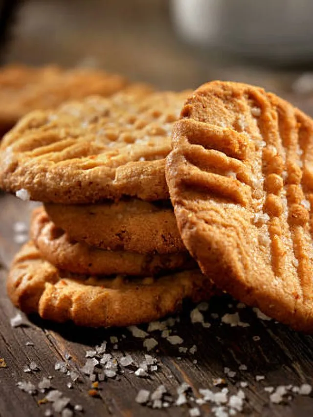 Peanut Butter Cookies: टी टाइम को हेल्दी बनाने के लिए ट्राई करें पीनट बटर कुकीज रेसिपीज